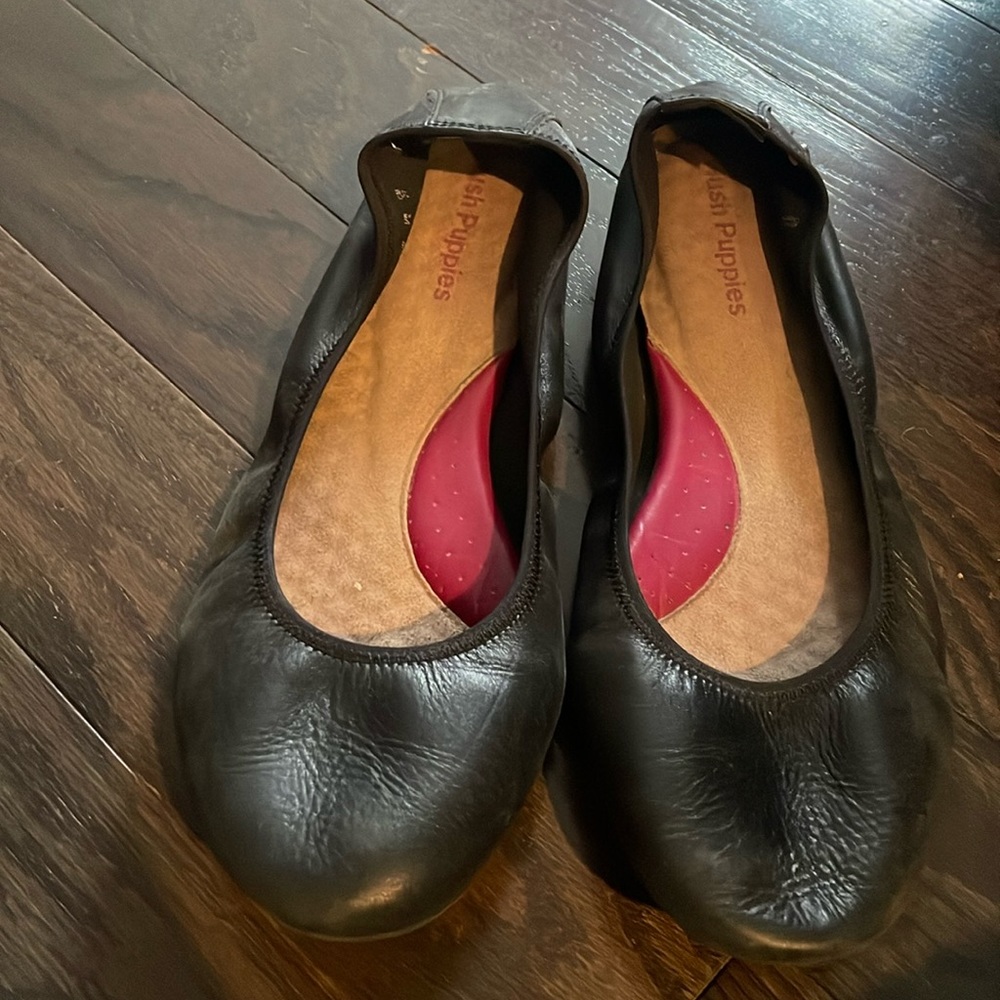 Lightly worn Hush Puppies Flats
